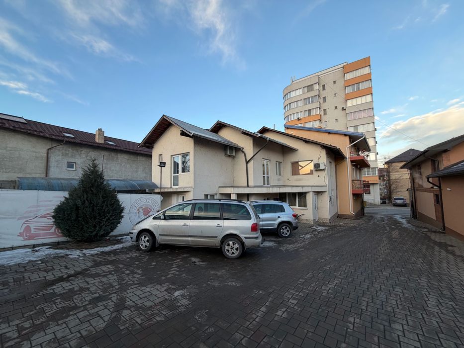 Spațiu comercial/birou de închiriat Obcini – Suceava, Str. Victoriei