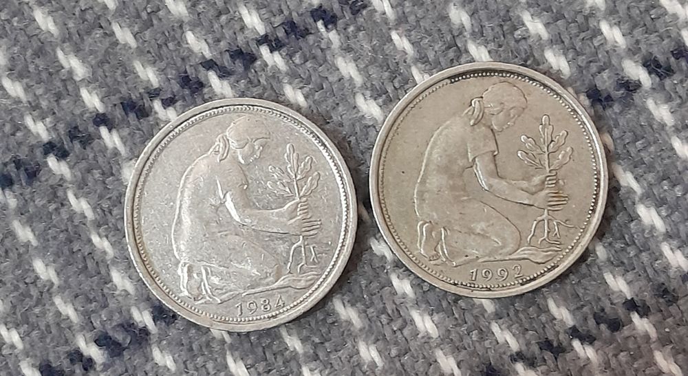 Продам монеты разные