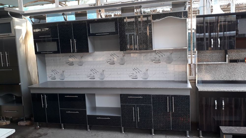 Turli xilda mebellar yasayniz