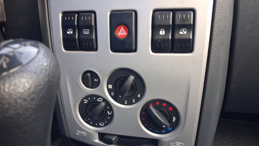 Se vinde dacia Mcv stare impecabila
