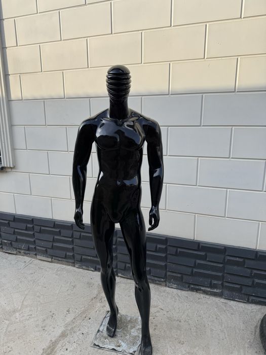 маникен мужской одеждый