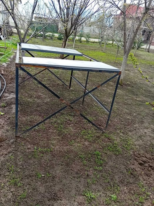 Masa din cornier,fara placa