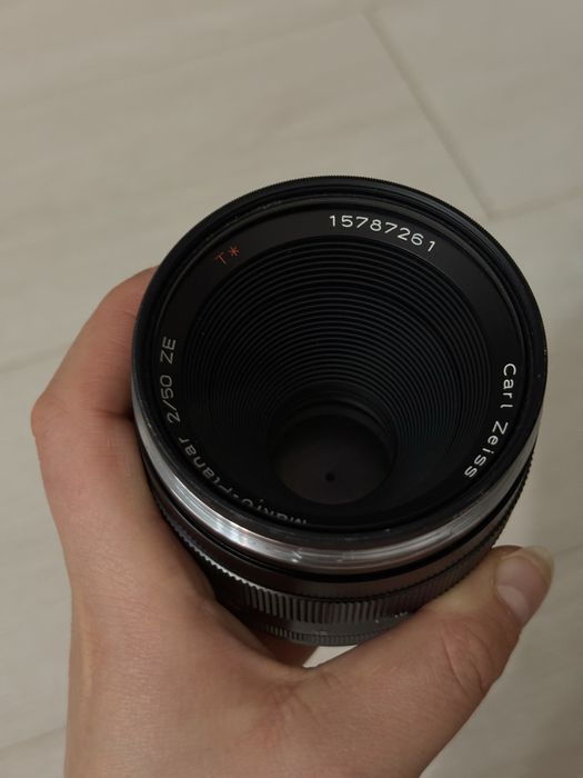 ZEISS MAKRO-Planar 50mm f/2 ZE - CANON EF fit