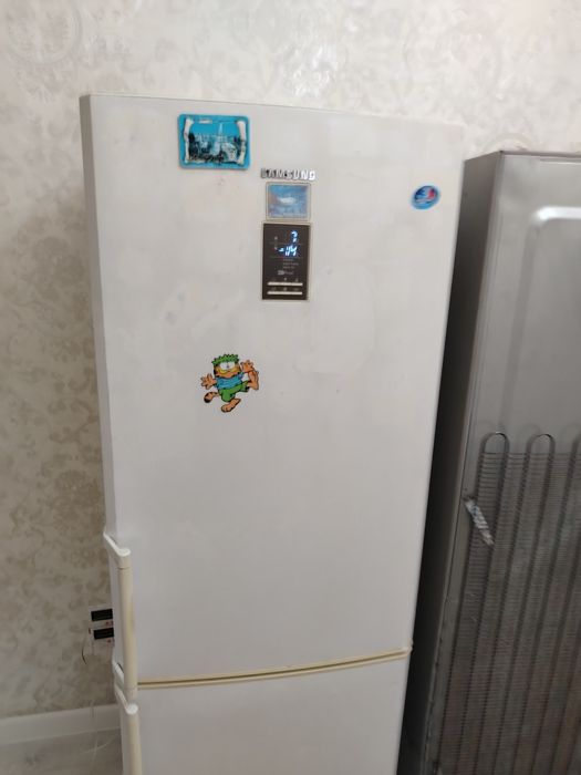 Продам холодильник Самсунг