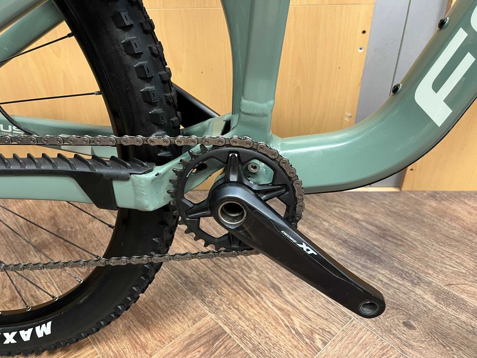 +MTB Focus THRON 6.9/29"/M-size/Suspension Full 130+