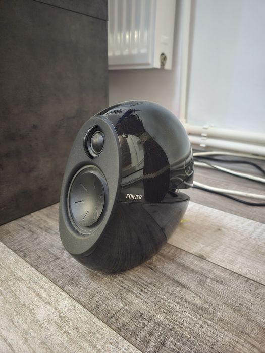 Edifier luna eclipse