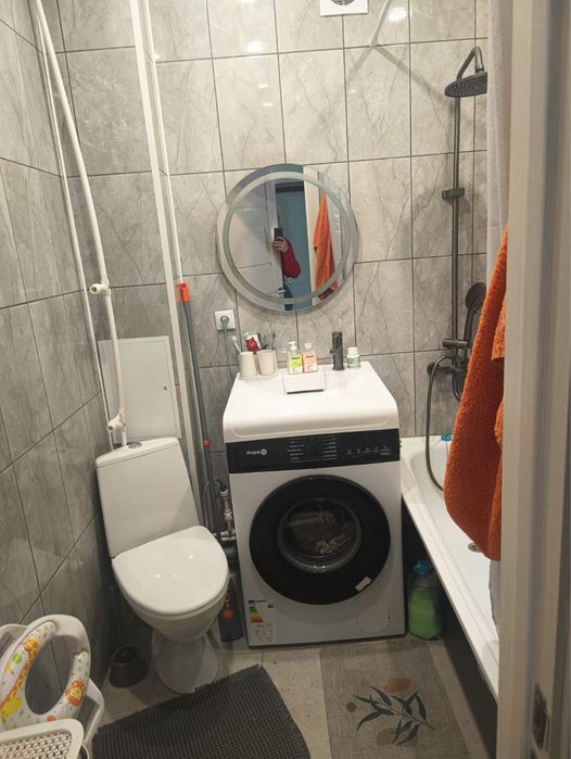 Продам 2 комнатную квартиру