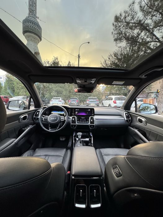 Kia Sorento 2.5 Full Black Edition 7 Kishilik 2022/2023 Srochno