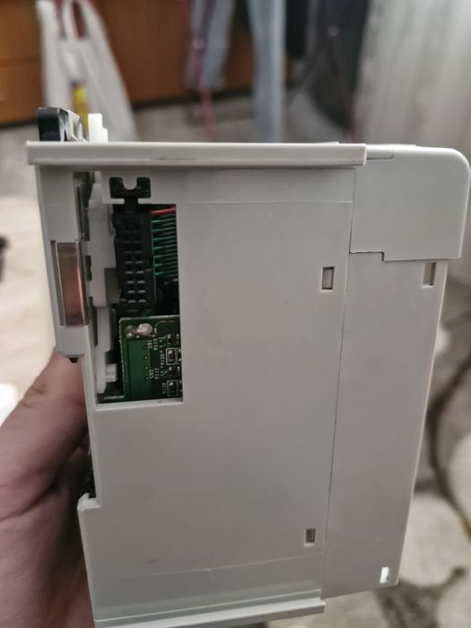Vând modul de intrări digitale industriale Allen-Bradley Compact I/O, model 1769-IQ32 (Seria A, F/W 3.1).