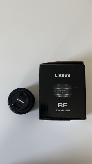Canon RF 50 mm f1.8 STM