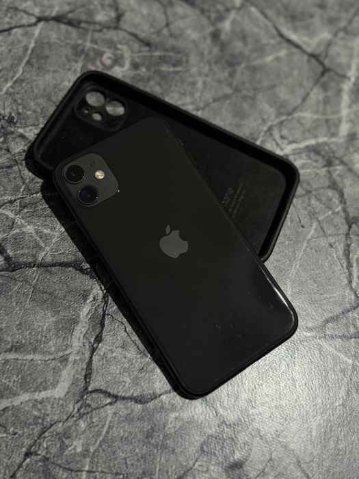 срочно продам Айфон 11