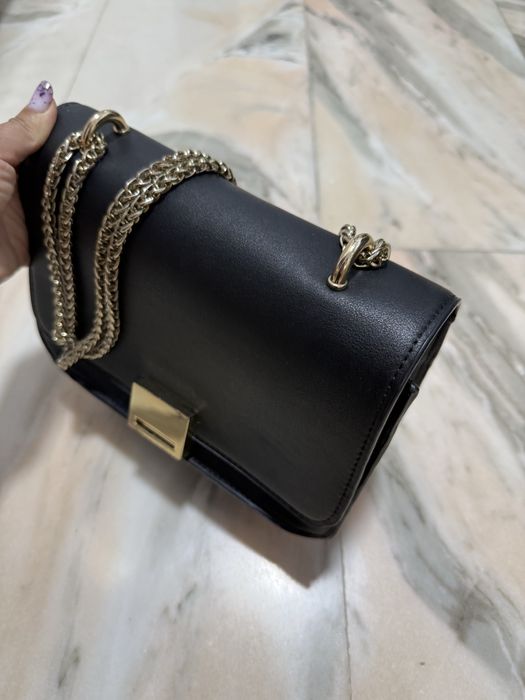 Poseta neagra  Zara