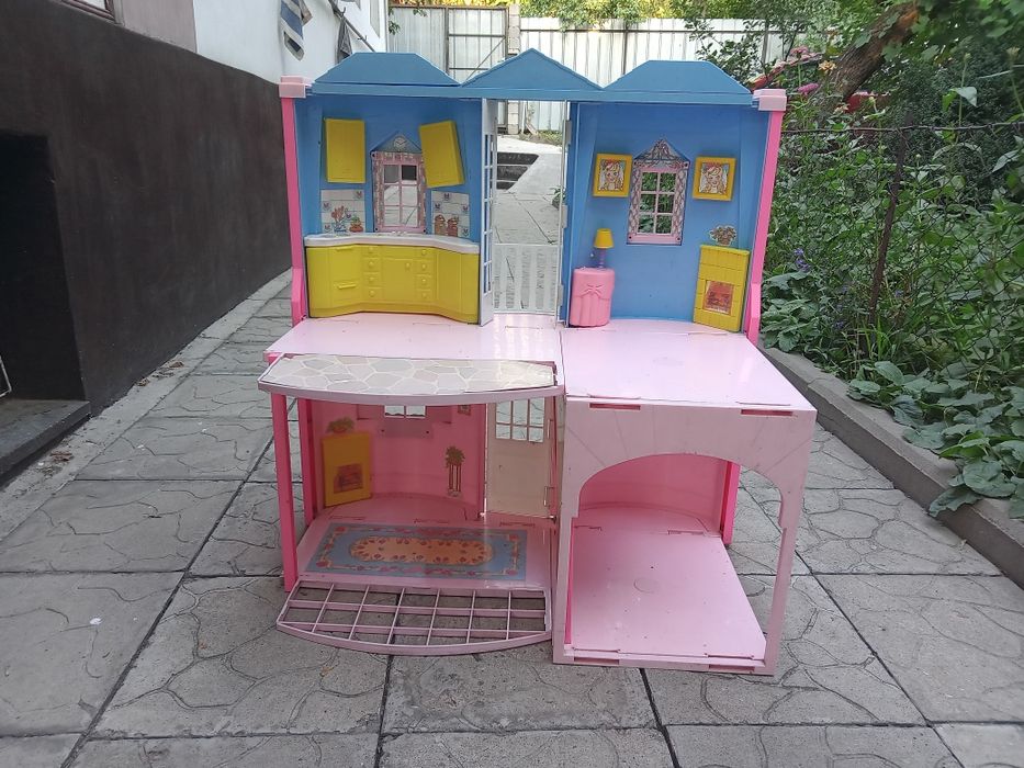 Домик для кукол Барби