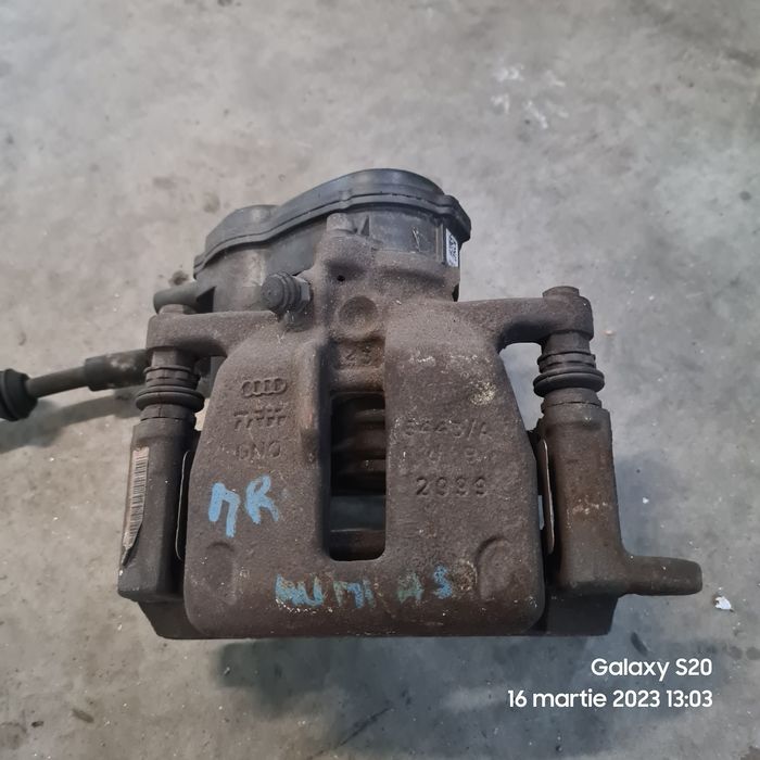 Etrier audi a5 st/dr