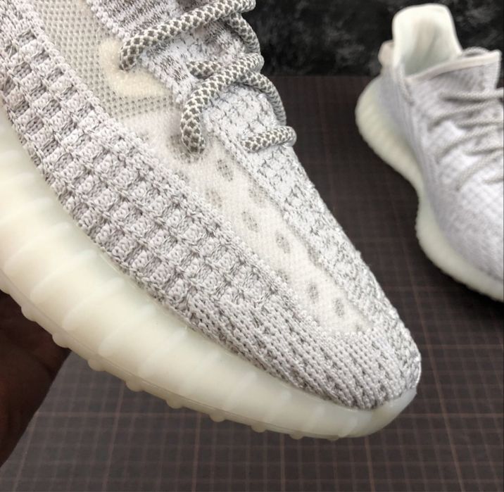 Yeezy 350v2