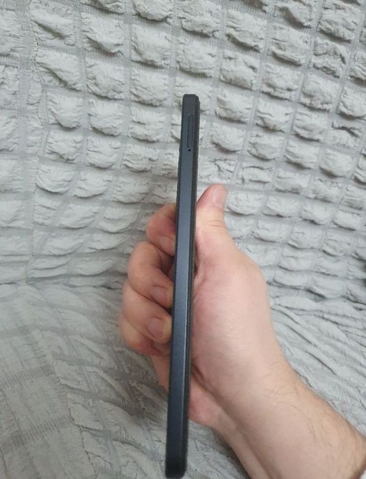 Srochna sotiladi Xiaomi Redmi Note 12 Xotirasi 6+6/128GB Rangi Black