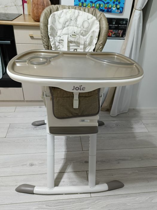 Детский стульчик для кормления