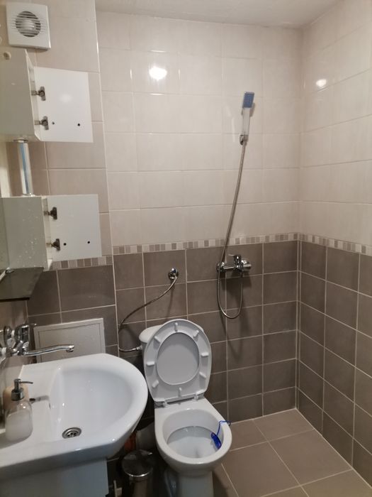 Продава се Двустаен апартамент в Шумен, Център - 55 кв.м за 1576 €/кв.м - Снимка #3