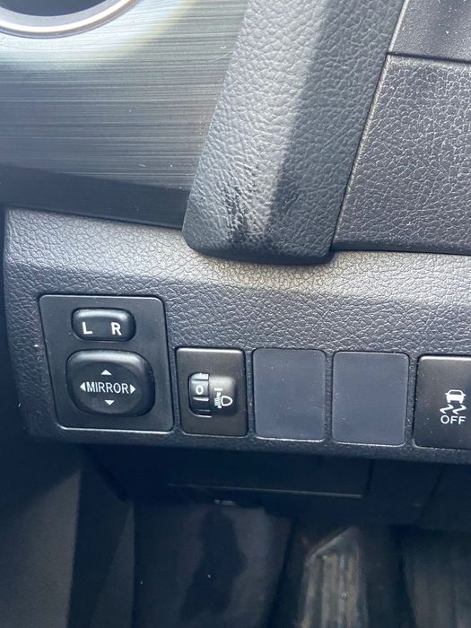 Toyota Auris 1,4 benzina+gpl 2013 decembrie