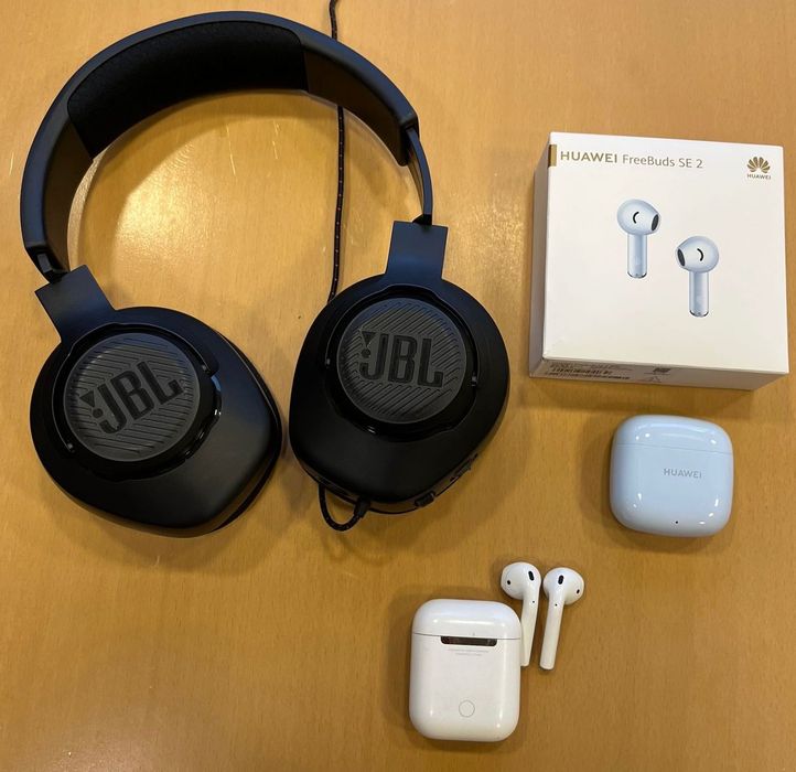 Слушалки - продават се комплект