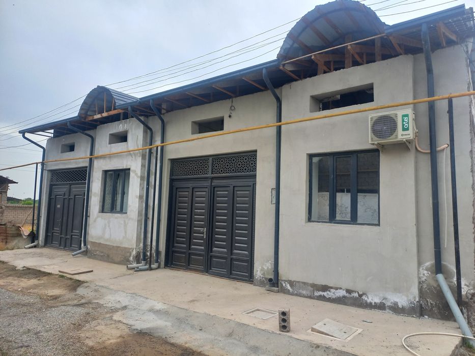 Уй сотилади назарбекда