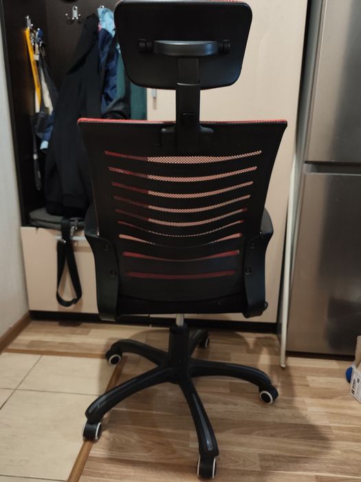 Продам компьютерное кресло