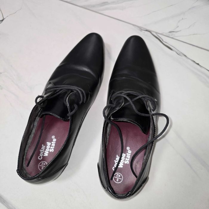 Мъжки официални обувки 42 номер