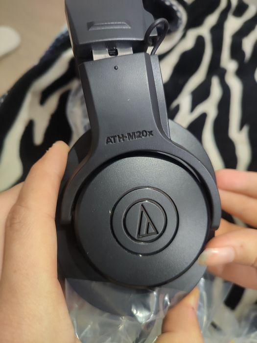 Наушники: audio-technina ATH-M20x
