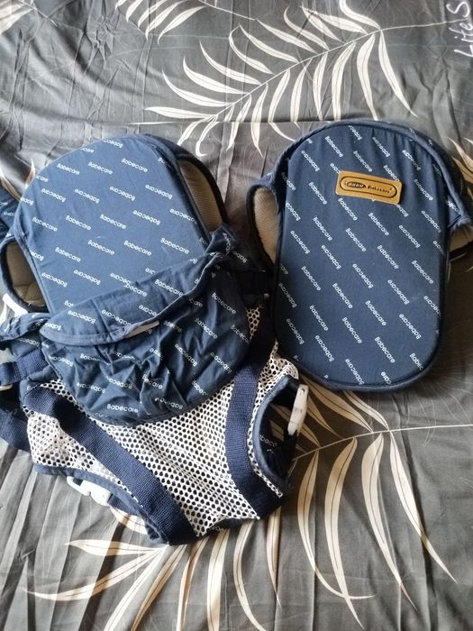 Продам для ребенка кенгуру 6000 т.