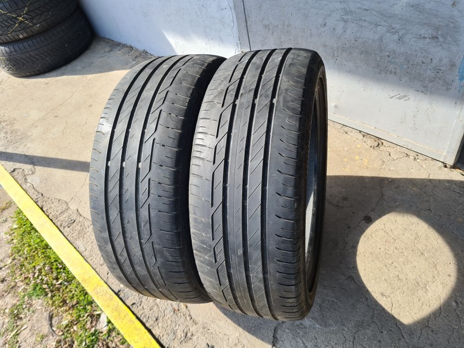 2 бр. летни гуми 225/45/19 Bridgestone DOT 1816 4,5 mm