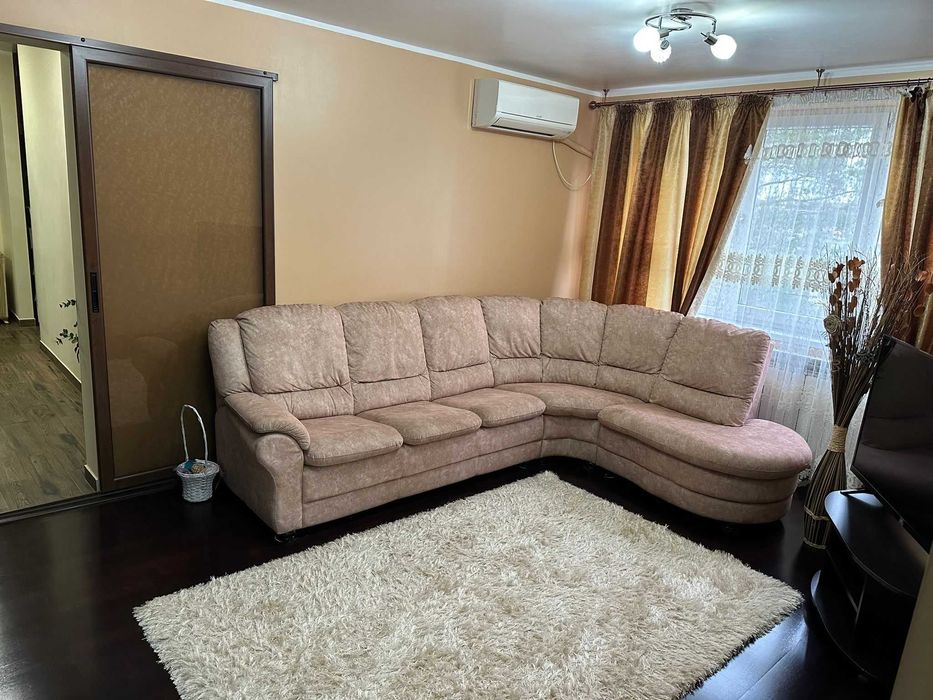 Vanzare apartament 4 camere
