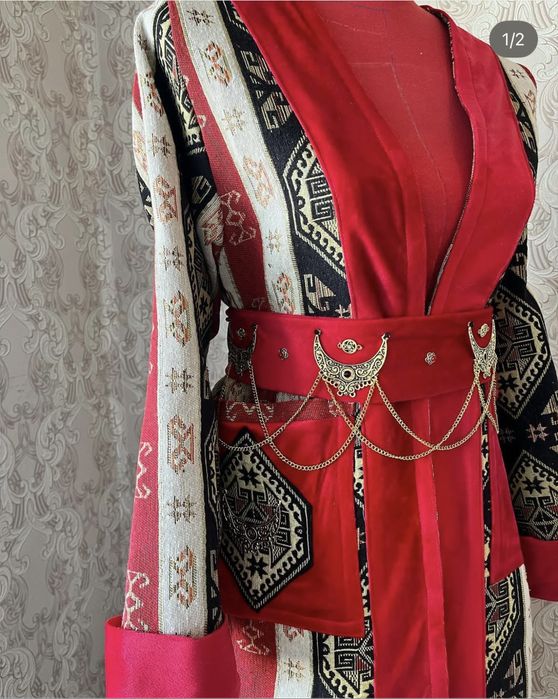 Срочно продается этно жилеты все по 5000тг