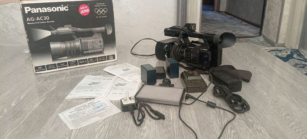 Panasonic AG AC30