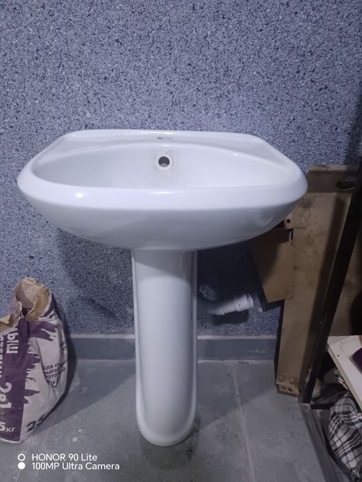 Продам хорошую раковину