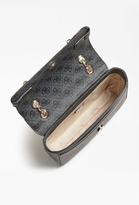 Кожена чанта GUESS