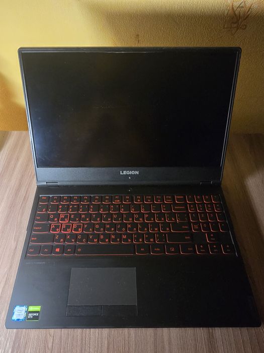 Ноутбук Lenovo legion Y7000