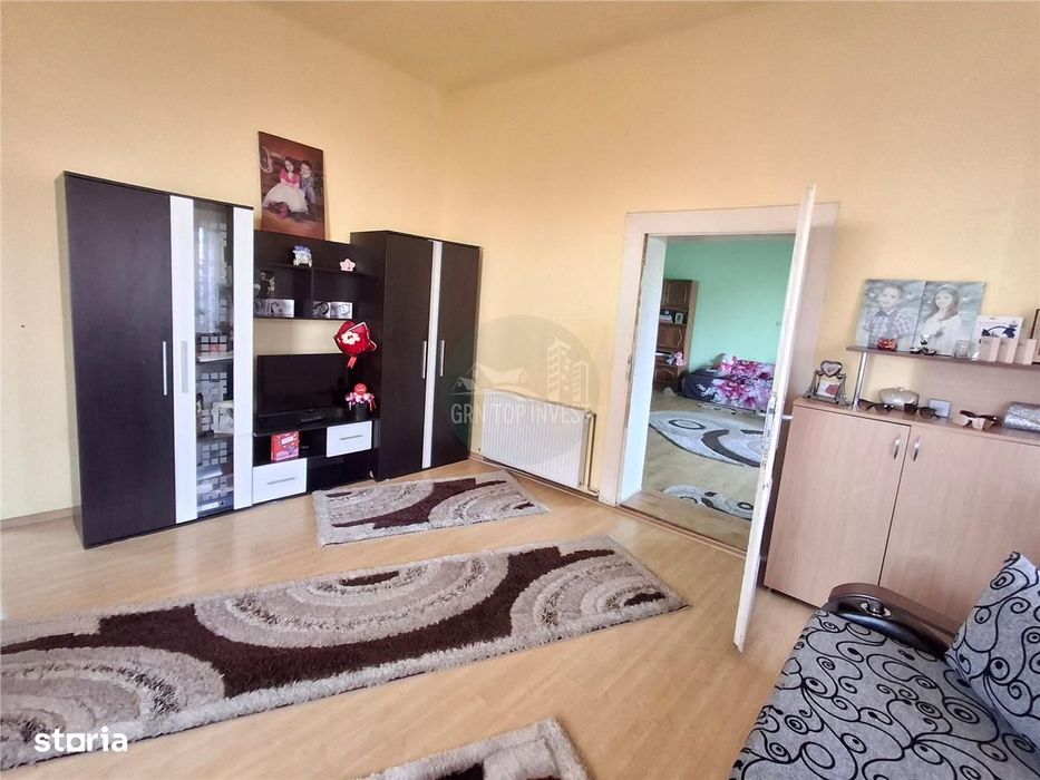 Casa individuala 5 camere pivnita 1000mp teren in Talmaciu