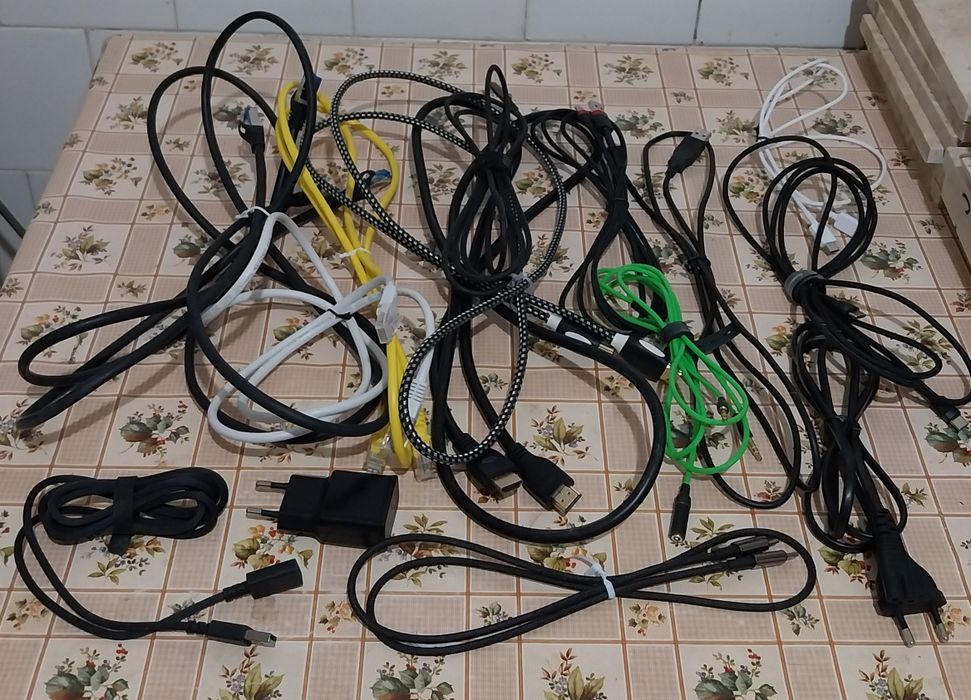 Cabluri HDMI, USB, USB C, internet, incarcator, audio, ps4 incarcare controller