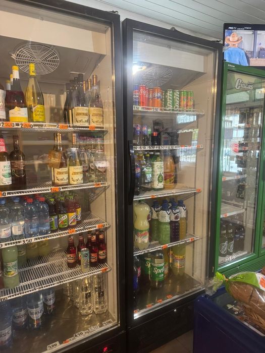 2 vitrine frigorifice Ugur