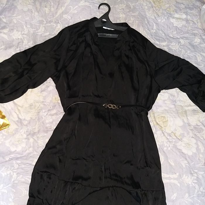 Платье классное черное Reserved