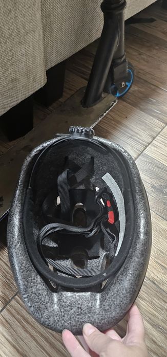 Trotineta 6-9 ani de scheme incepator cu casca