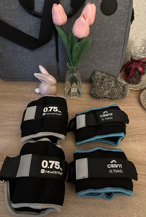 CRIVIT Тежести за китки и глезени 0.75кг и ринг за пилатес/йога
