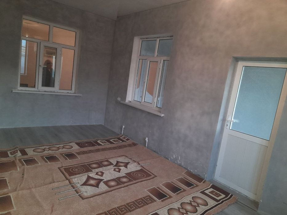 Бектемир туманида Фуд сити бозорга яқин жойда хонадон ижарага берилади