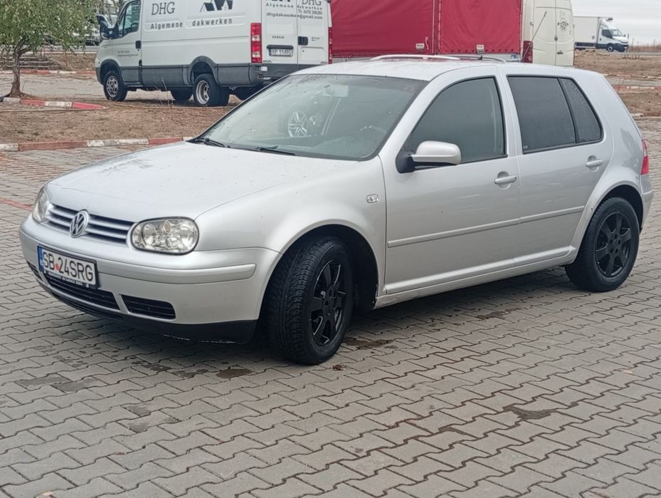 VOLKSWAGEN Golf Sportsvan 2003 — imagine 3