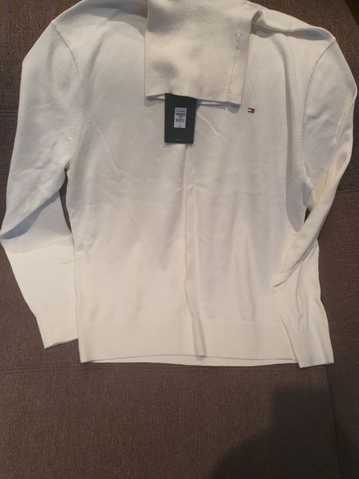 Vand malete(helanci) noi originale Tommy Hilfiger L si XL