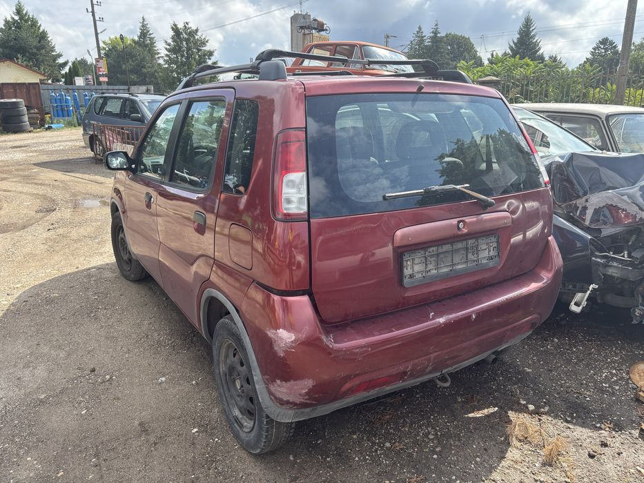 Suzuki Swift на части
