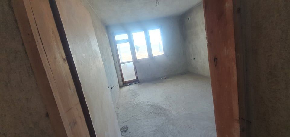 Продава се Тристаен апартамент в Тополовград - 124 кв.м за 330 €/кв.м - Снимка #3