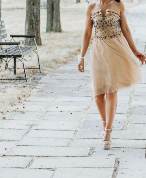 Дизайнерска рокля