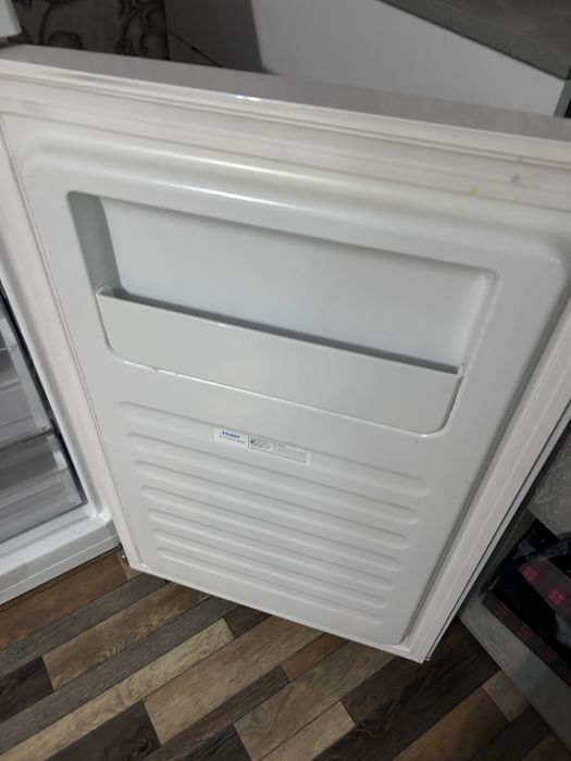 Продам морозильную камеру
