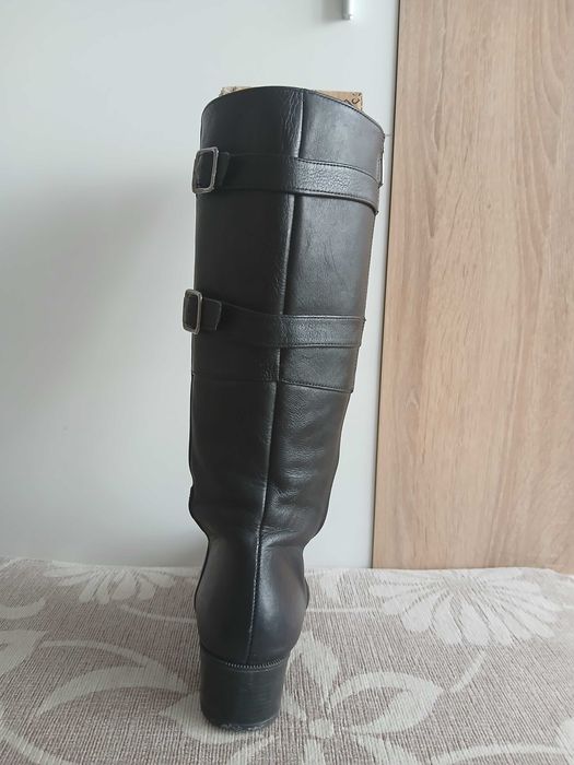 Дамски ботуши от естествена кожа!